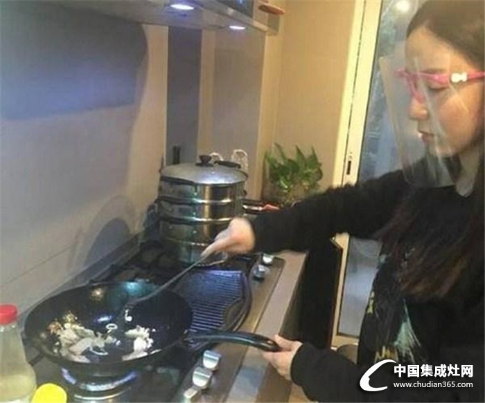 廚房油煙不用怕，億田，讓你擁有如初的美好容顏